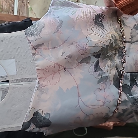 14 Dress - Picture 4 of 4